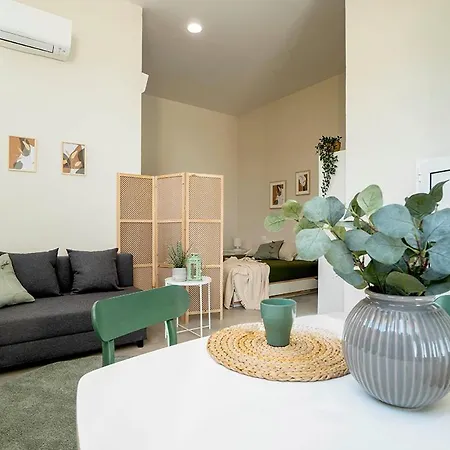 Apartment Tre Monolocali Per 9 Persone Abete 3persone, Noce 4persone, Rovere 2persone *