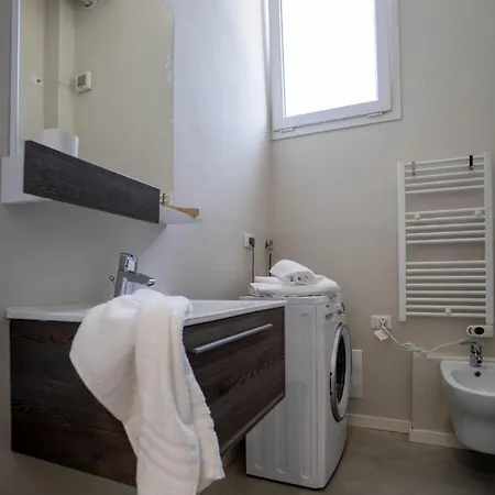 Apartment Tre Monolocali Per 9 Persone Abete 3persone, Noce 4persone, Rovere 2persone *