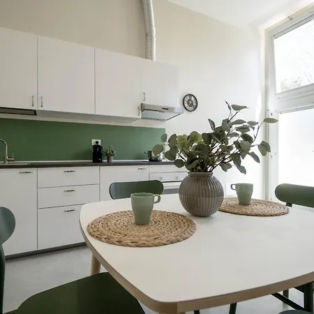 Lejlighed Tre Monolocali Per 9 Persone Abete 3persone, Noce 4persone, Rovere 2persone *