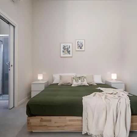 Apartment Tre Monolocali Per 9 Persone Abete 3persone, Noce 4persone, Rovere 2persone Gaibana